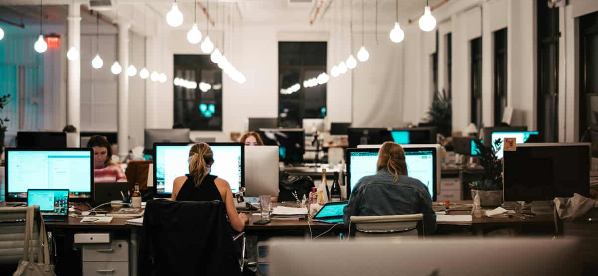 kantoor leegruimen, kantoor ontruimen met opruimcentrale